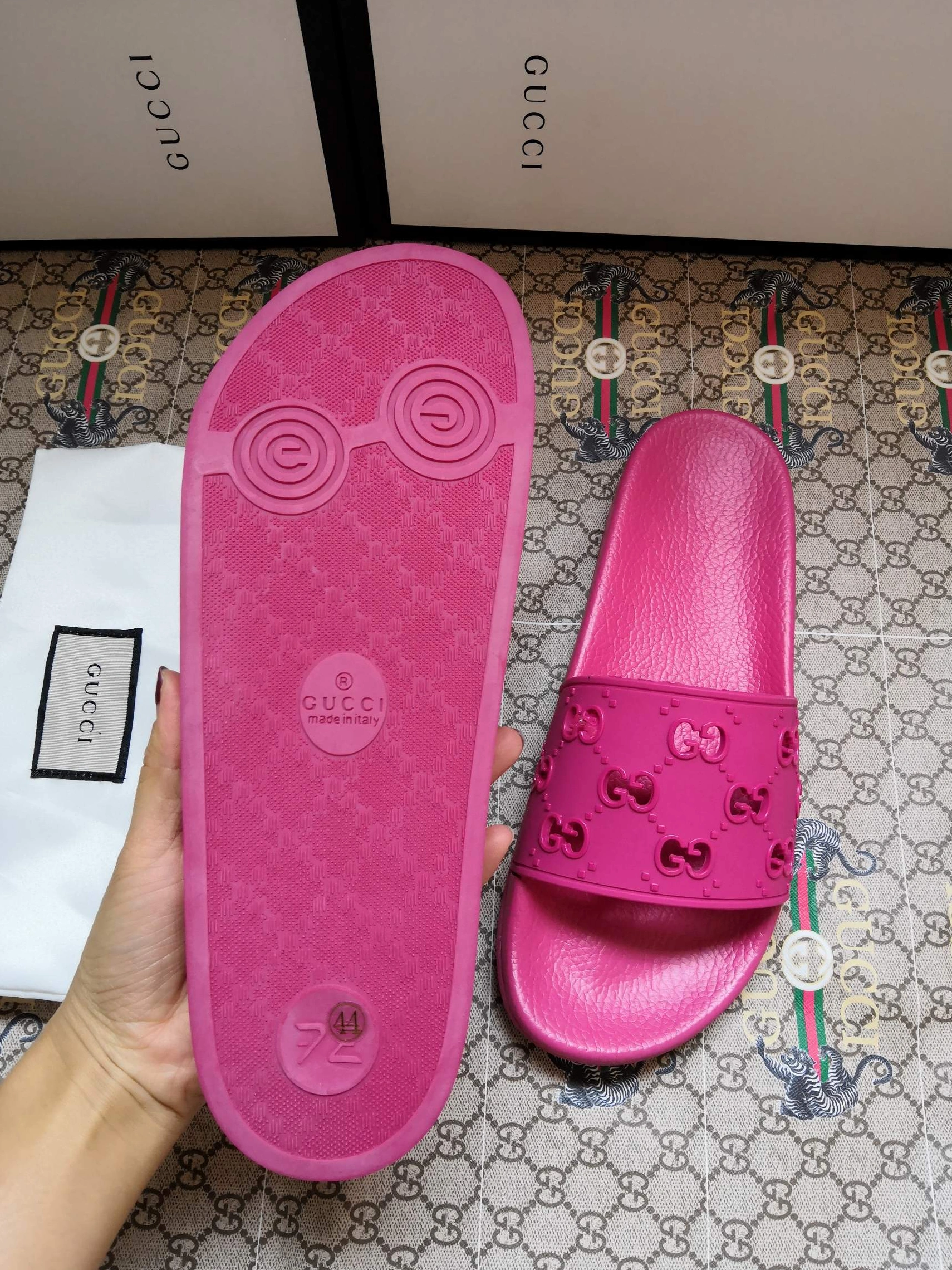DailyWear 2057 Gucci Slippers For Women