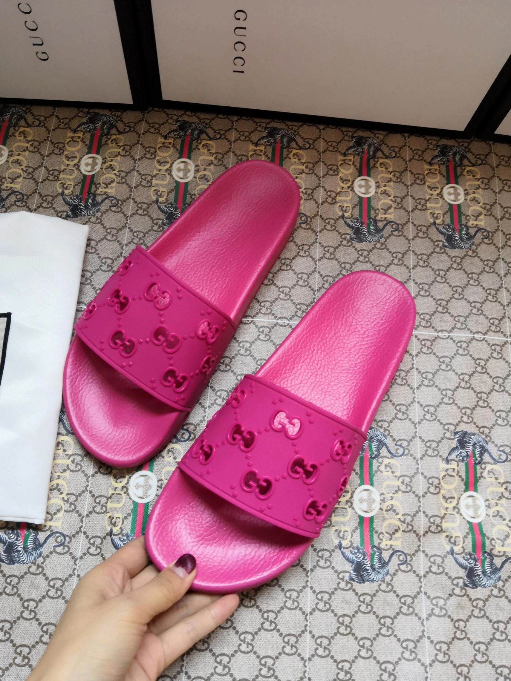 DailyWear 2057 Gucci Slippers For Women