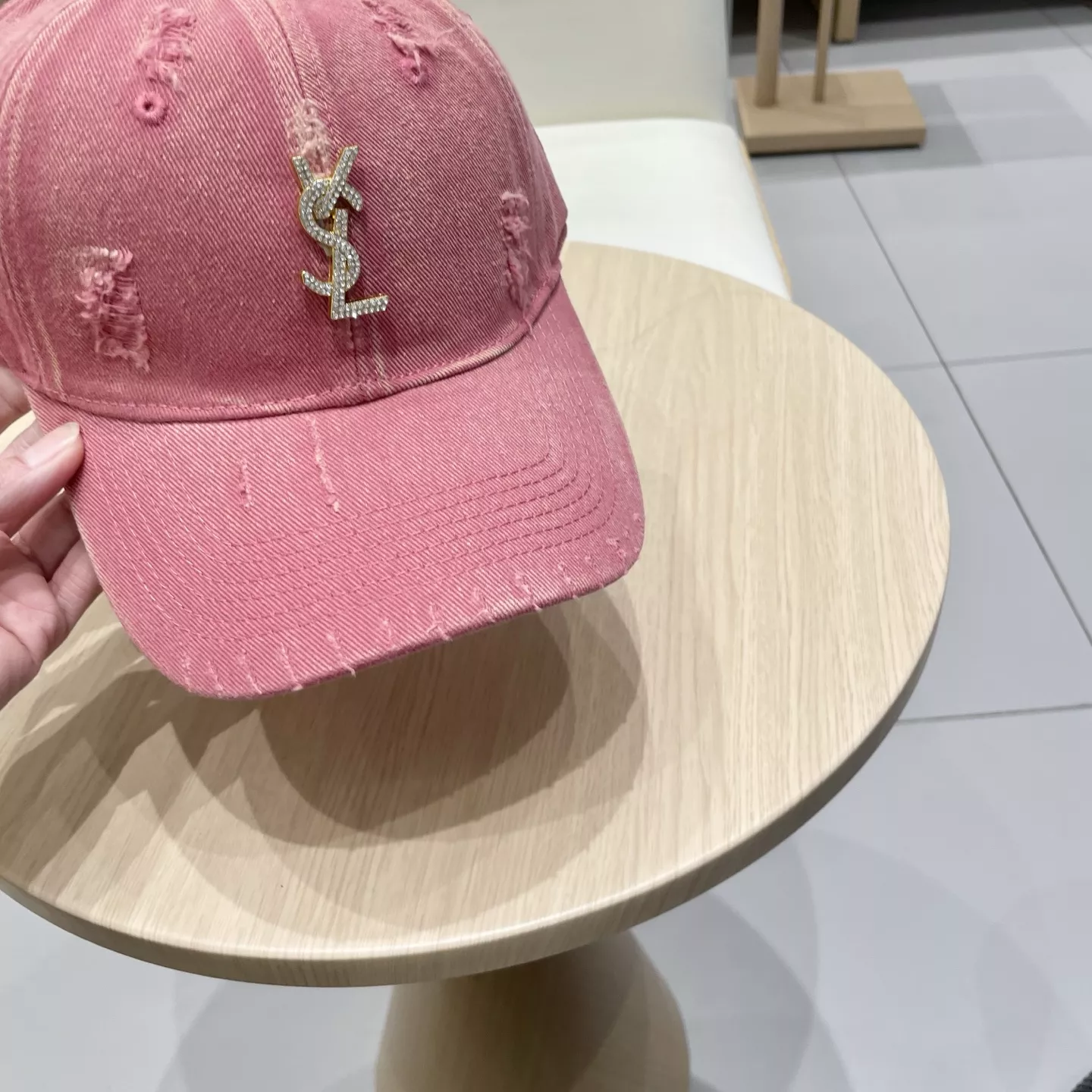 DailyWear 2143 Yves Saint Laurent YSL Caps