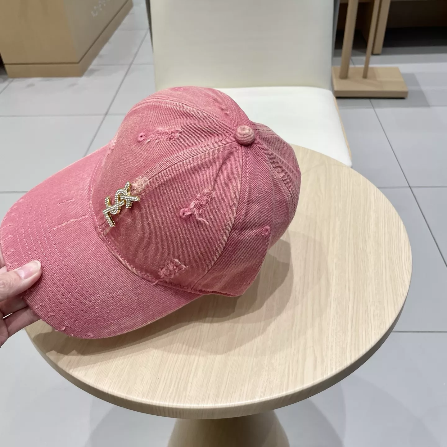DailyWear 2143 Yves Saint Laurent YSL Caps