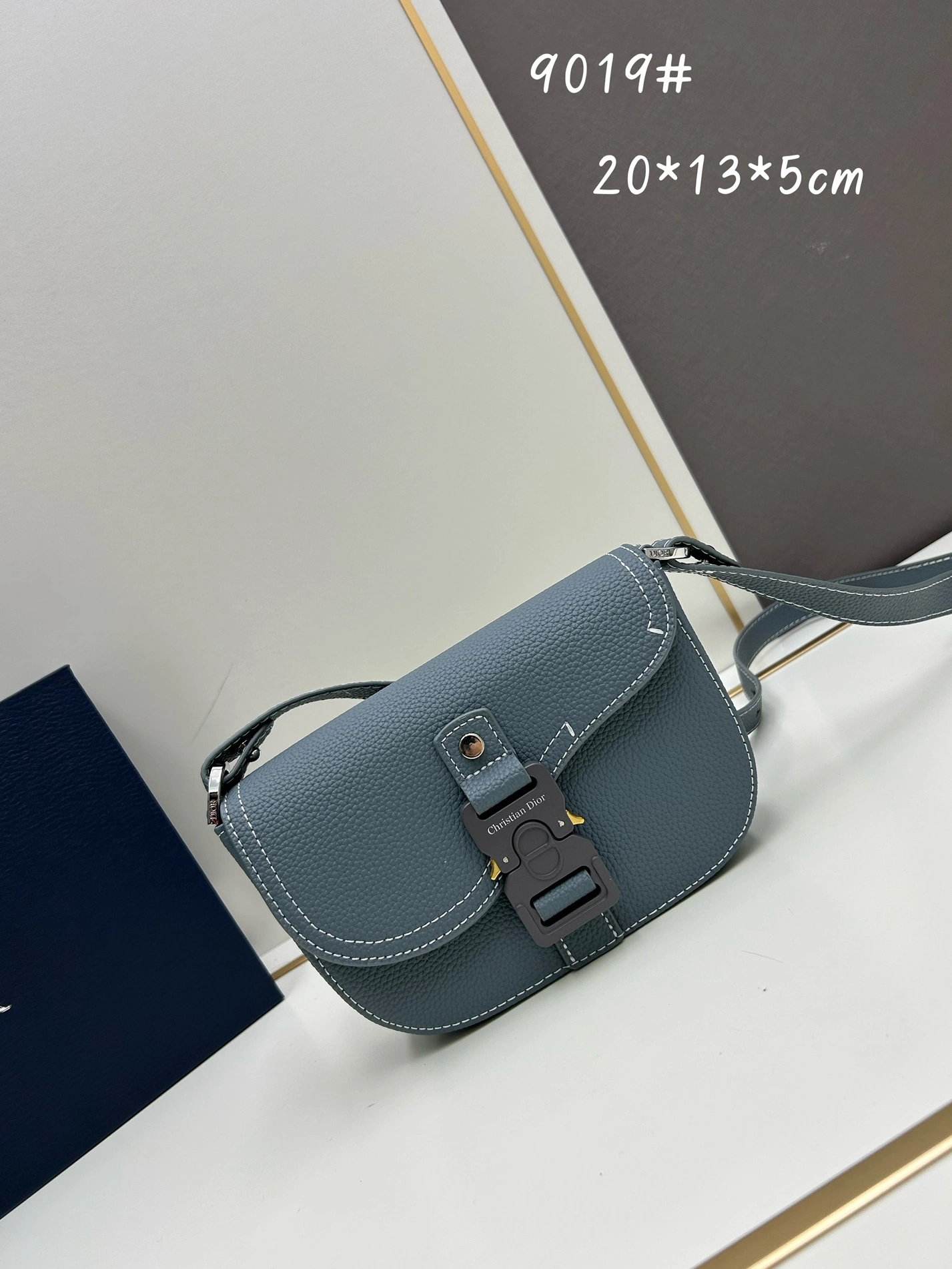 DailyWear 2145 Christian Dior AAA Quality Messenger Bags For Women