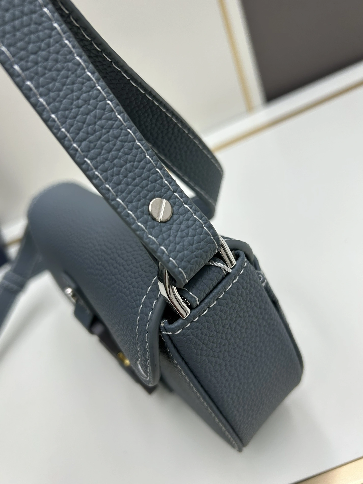 DailyWear 2145 Christian Dior AAA Quality Messenger Bags For Women