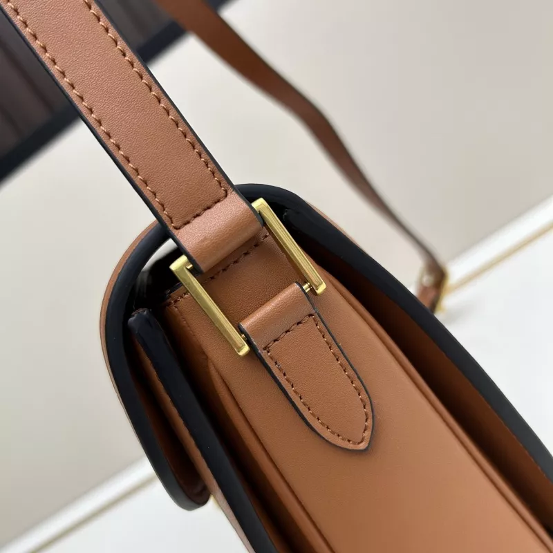 DailyWear 217 Valentino AAA Quality Messenger Bags For Women