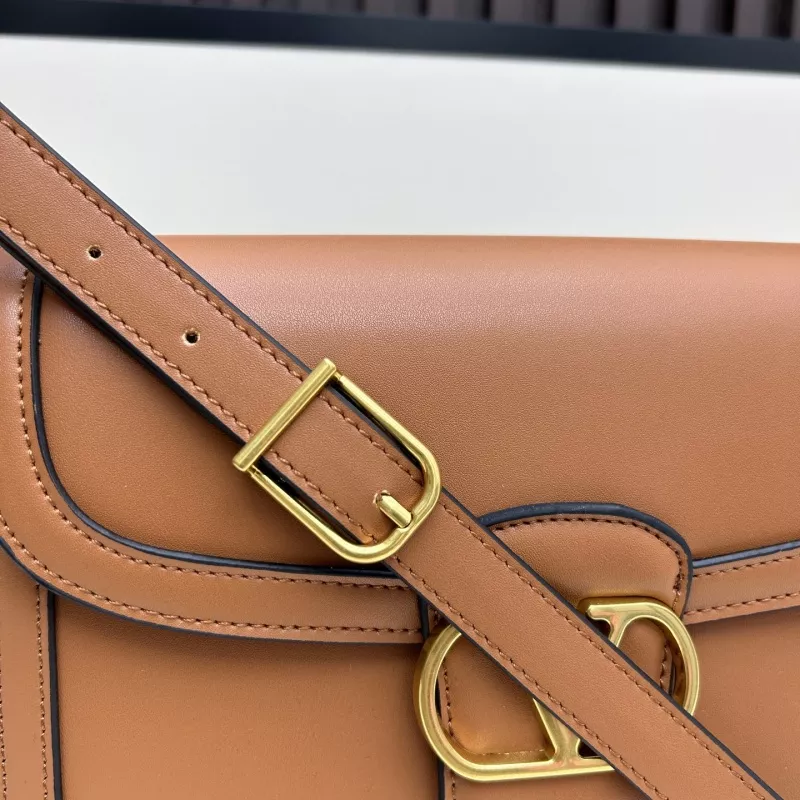 DailyWear 217 Valentino AAA Quality Messenger Bags For Women