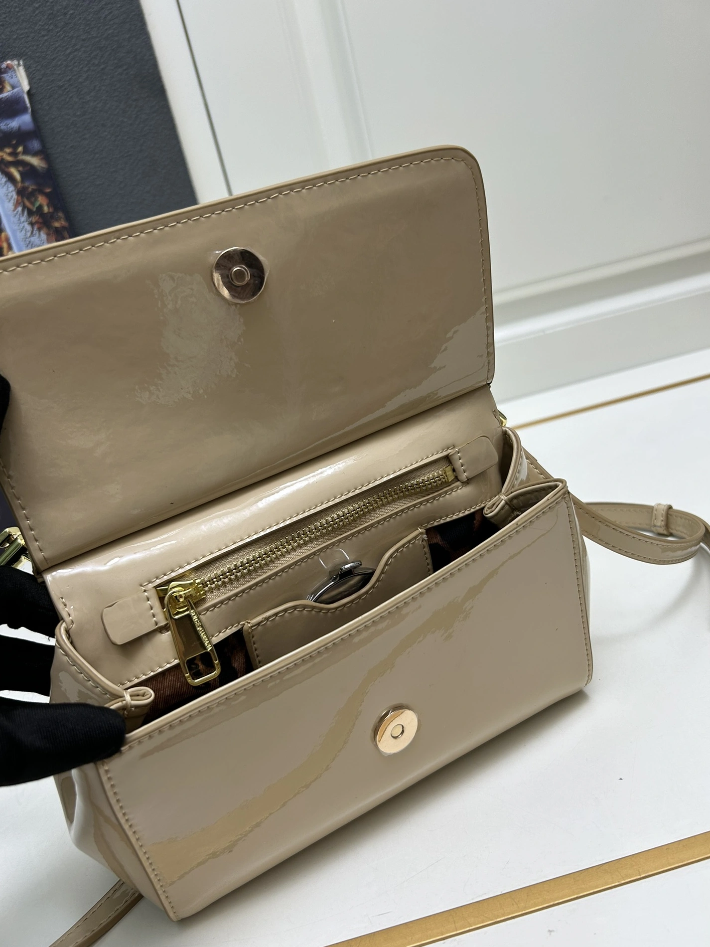 DailyWear 2357 Dolce & Gabbana AAA Quality Handbags For Women