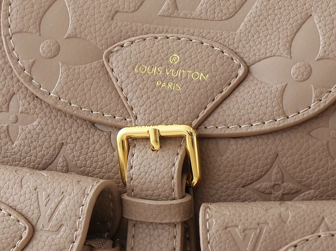 DailyWear 2525 Louis Vuitton AAA Quality Backpacks For Women