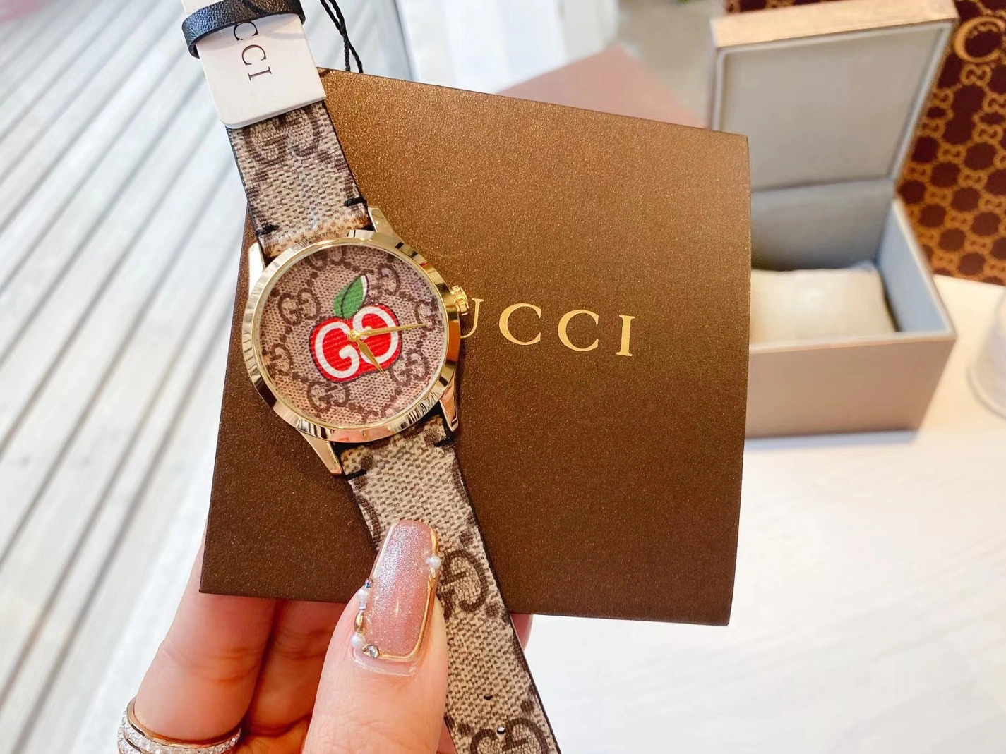 DailyWear 2830 Gucci Watches