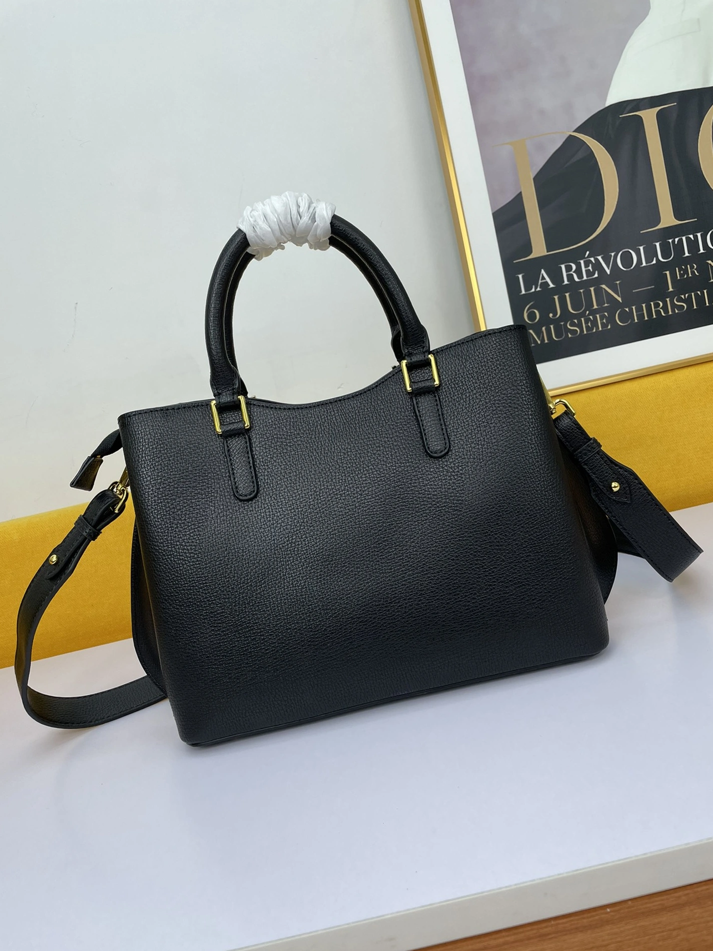 DailyWear 2923 Prada AAA Quality Handbags For Women