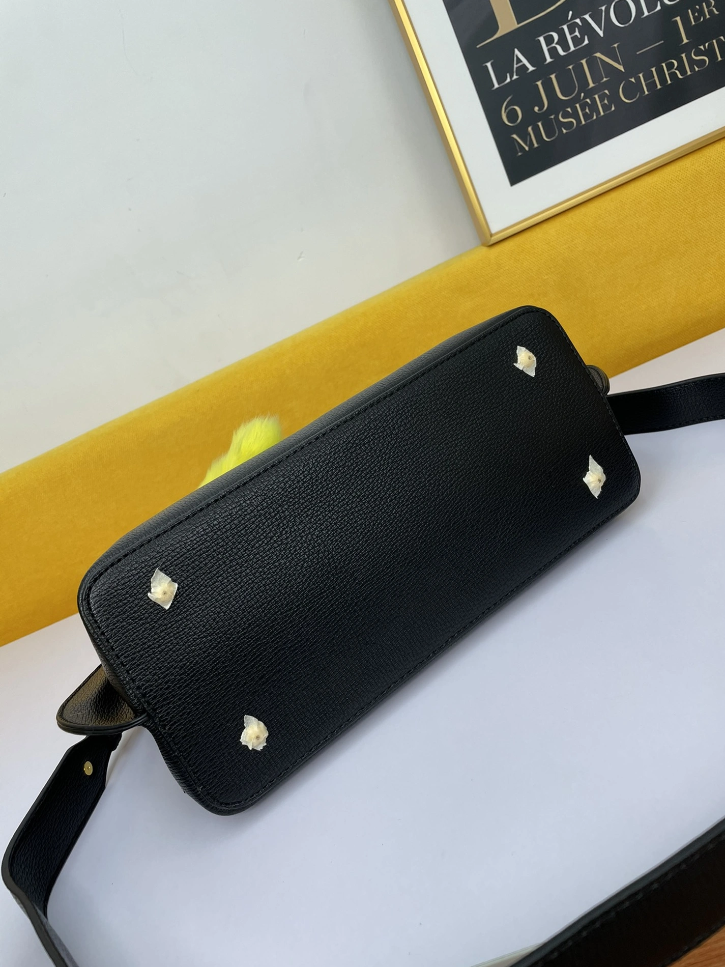 DailyWear 2923 Prada AAA Quality Handbags For Women