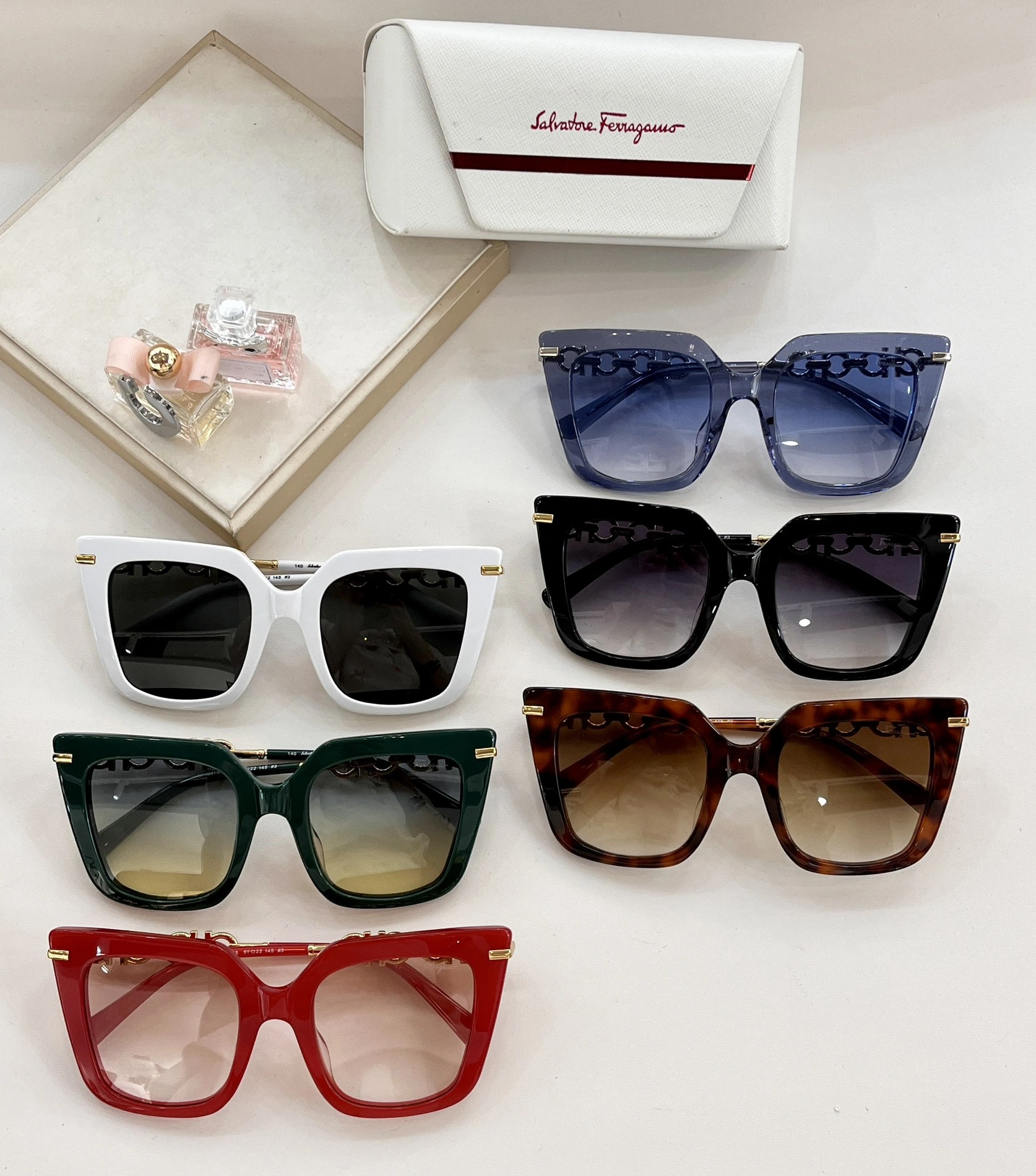 DailyWear 2948 Salvatore Ferragamo AAA Quality Sunglasses