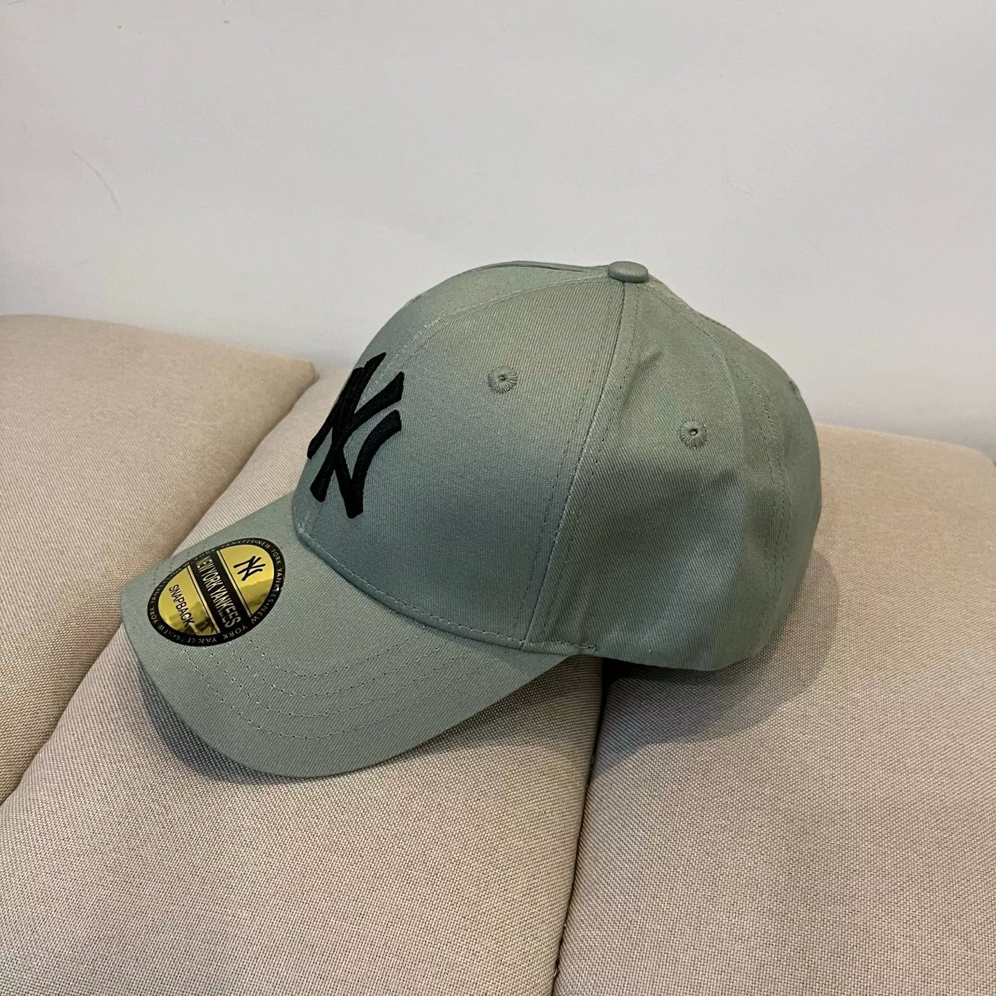 DailyWear 3044 New York Yankees Caps