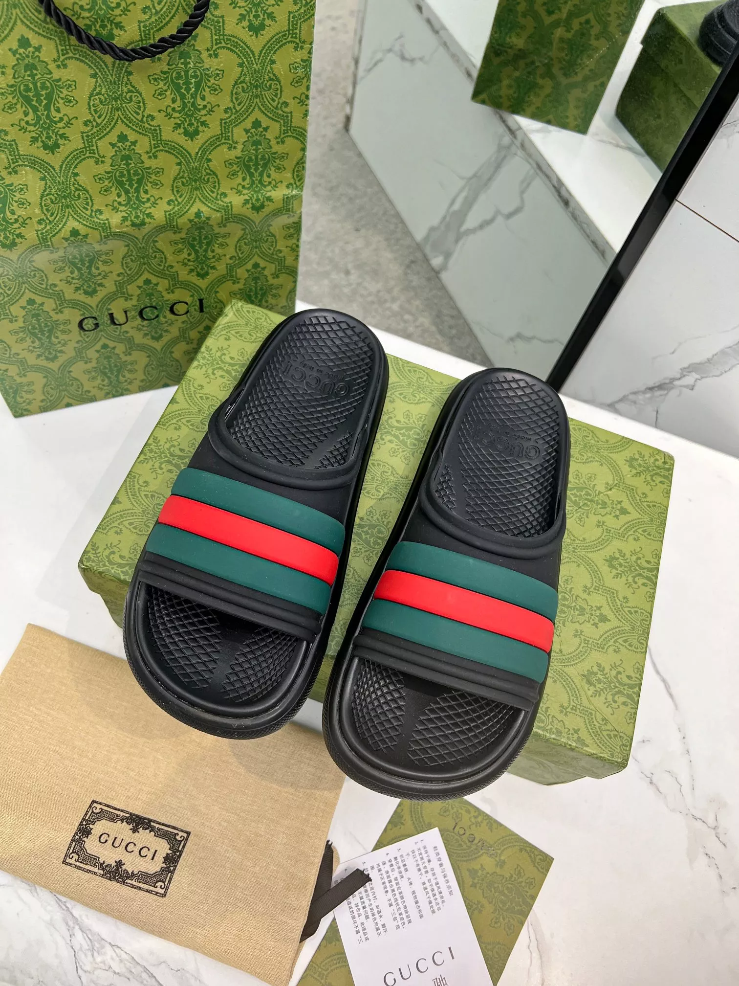 DailyWear 3209 Gucci Slippers For Men
