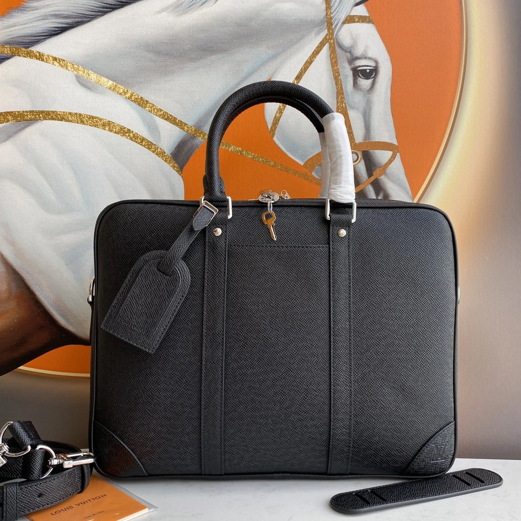 DailyWear 3299 Louis Vuitton AAA Man Handbags