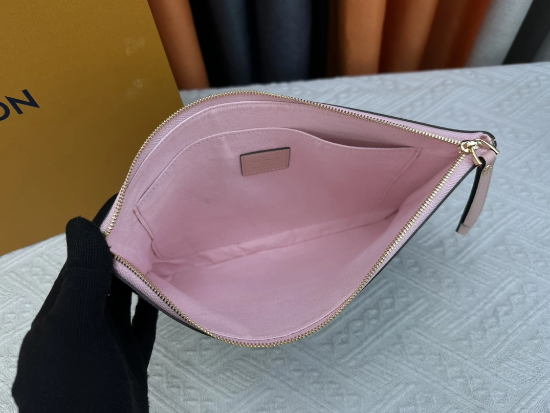 DailyWear 332 Louis Vuitton LV Wallets For Unisex