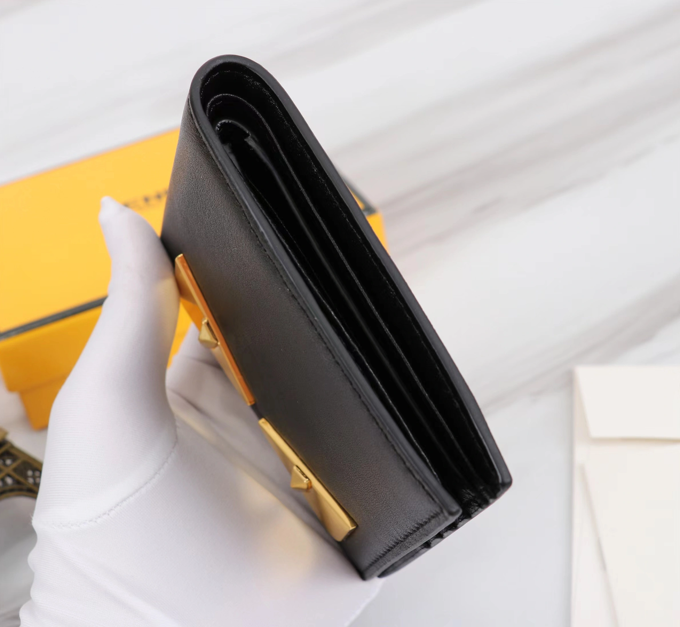 DailyWear 3390 Fendi AAA Man Wallets