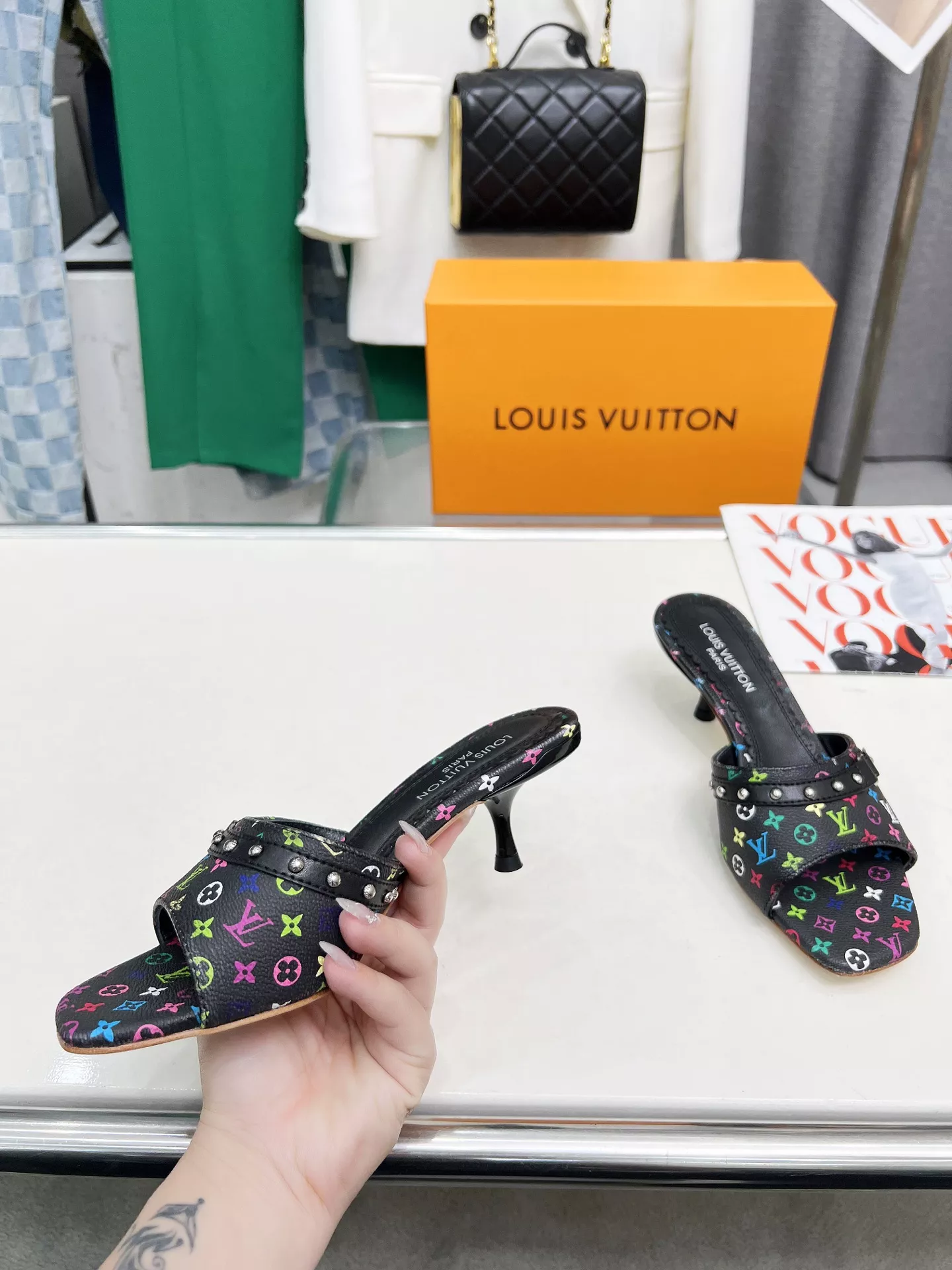 DailyWear 3449 Louis Vuitton Slippers For Women