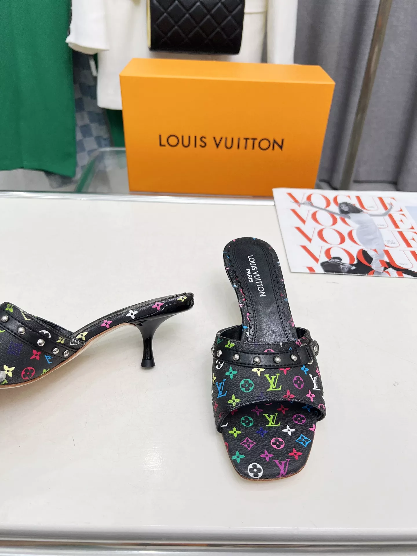 DailyWear 3449 Louis Vuitton Slippers For Women
