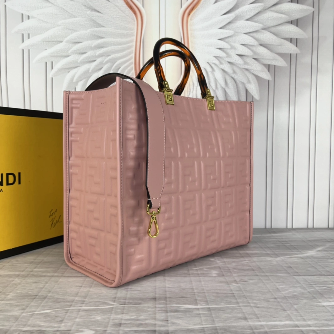 DailyWear 348 Fendi AAA Quality Tote-Handbags For Women