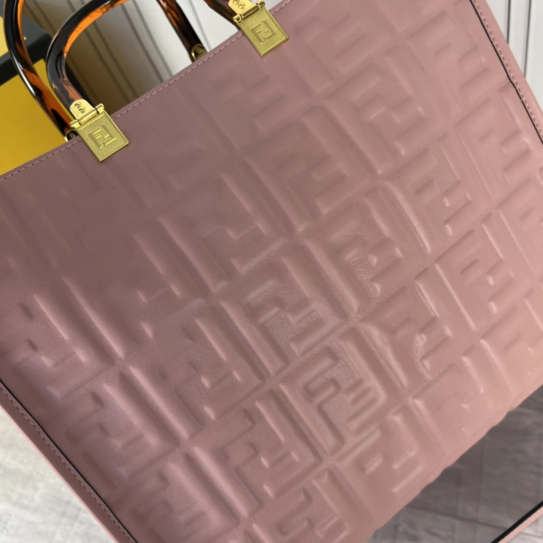 DailyWear 348 Fendi AAA Quality Tote-Handbags For Women
