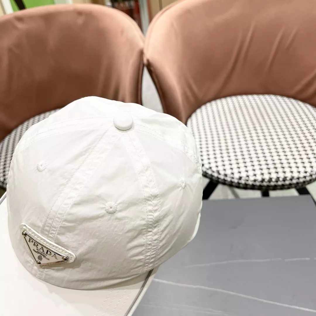 DailyWear 3505 Prada Caps