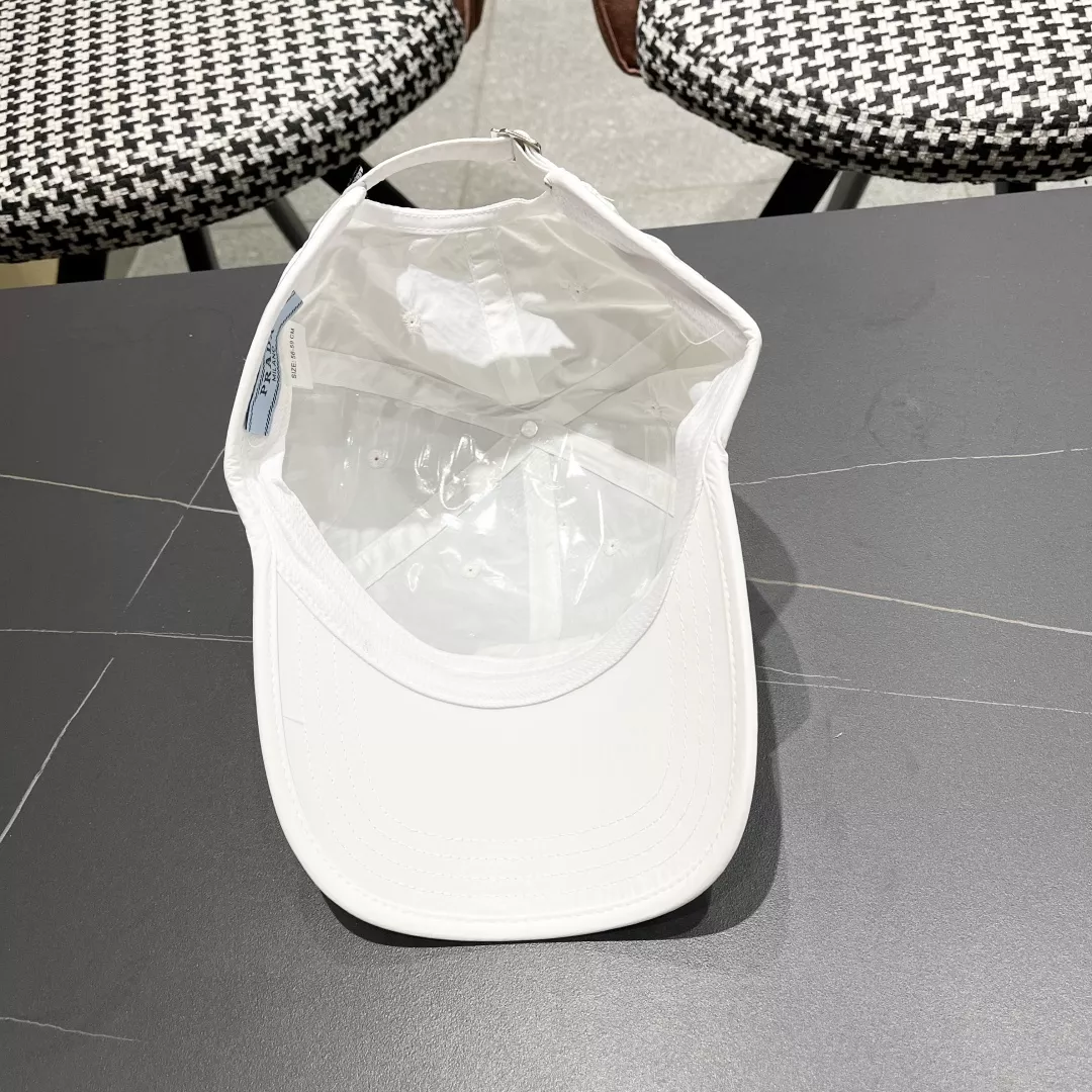 DailyWear 3505 Prada Caps
