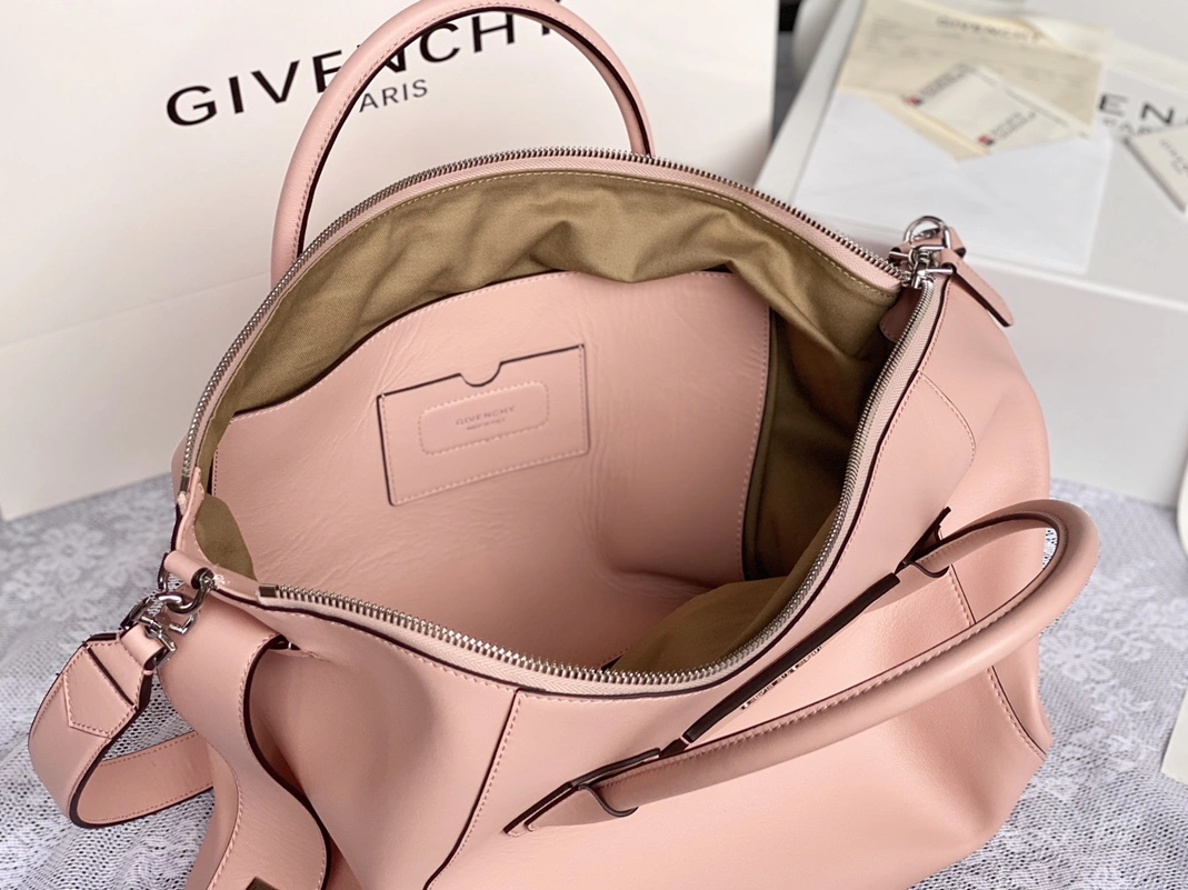 DailyWear 355 Givenchy AAA Quality Handbags For Women