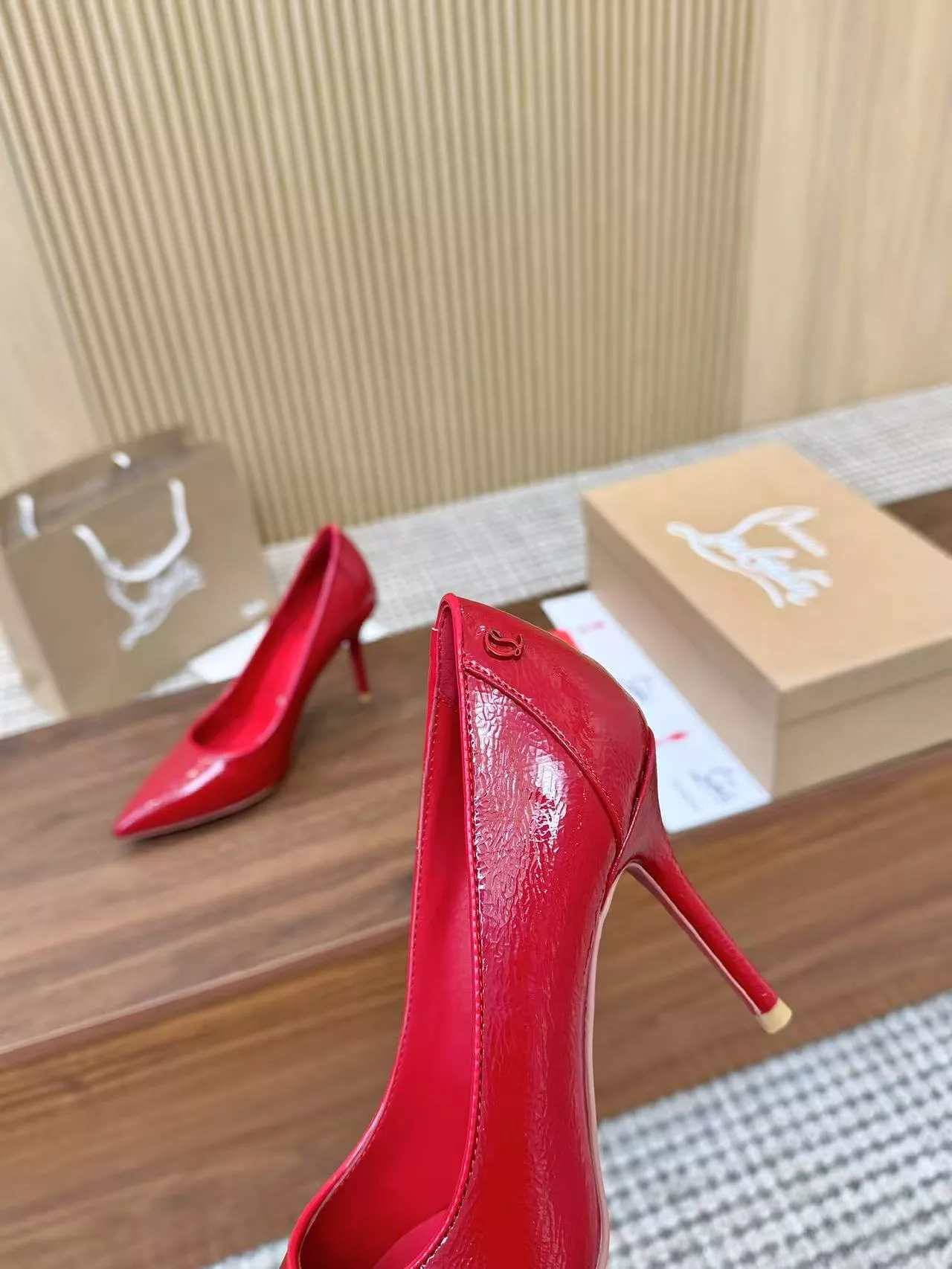 DailyWear 3702 Christian Louboutin High-heeled shoes For Women