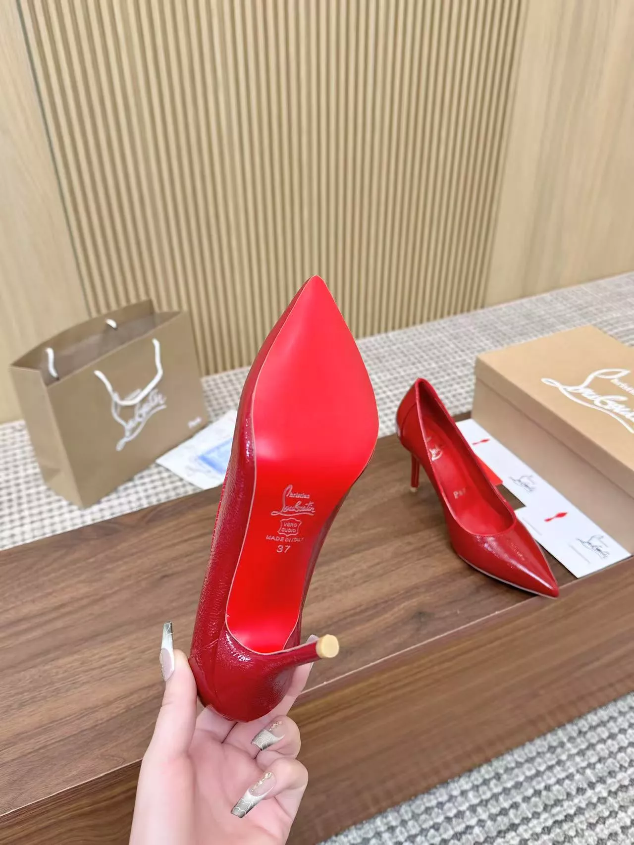 DailyWear 3702 Christian Louboutin High-heeled shoes For Women