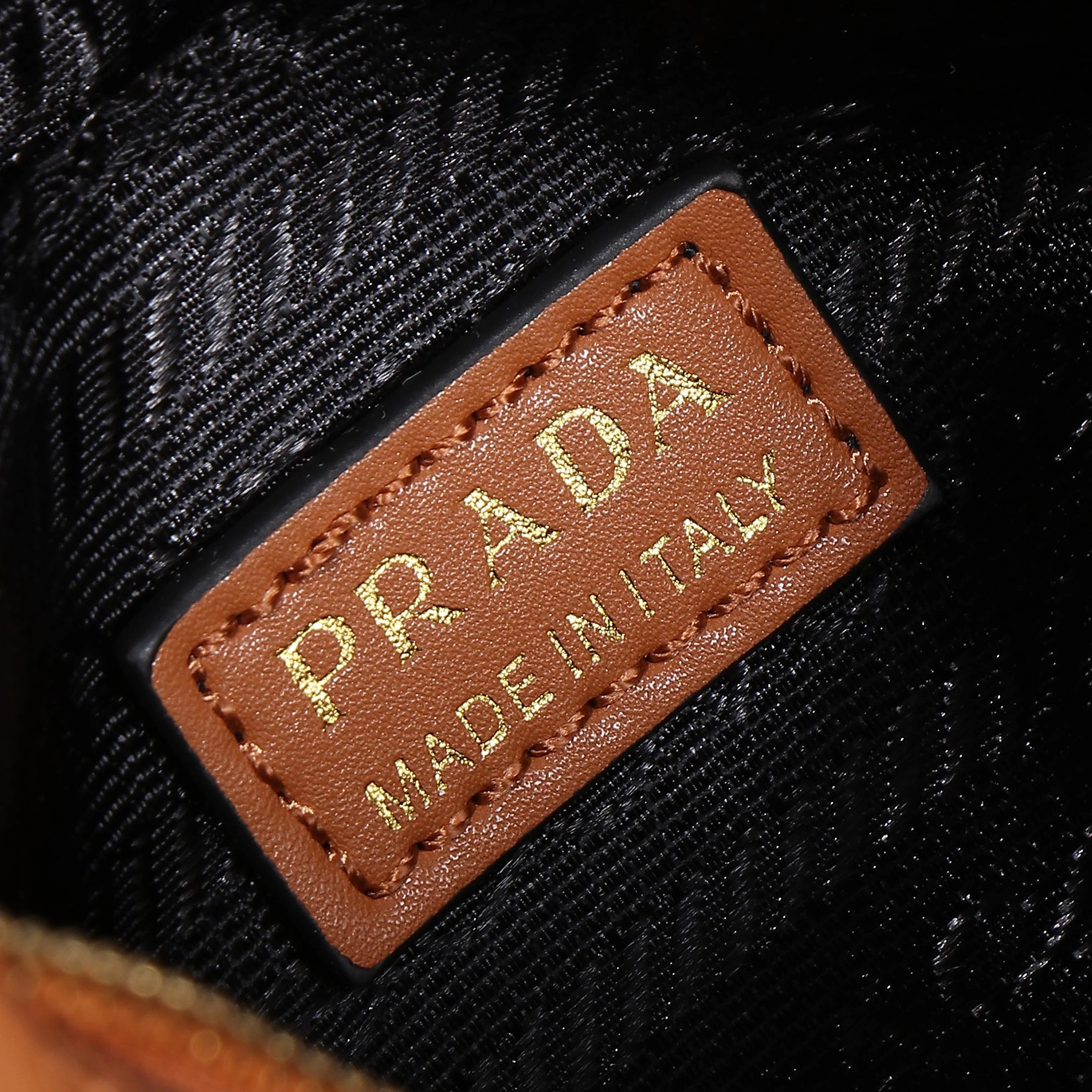 DailyWear 3717 Prada AAA Quality Shoulder Bags For Women