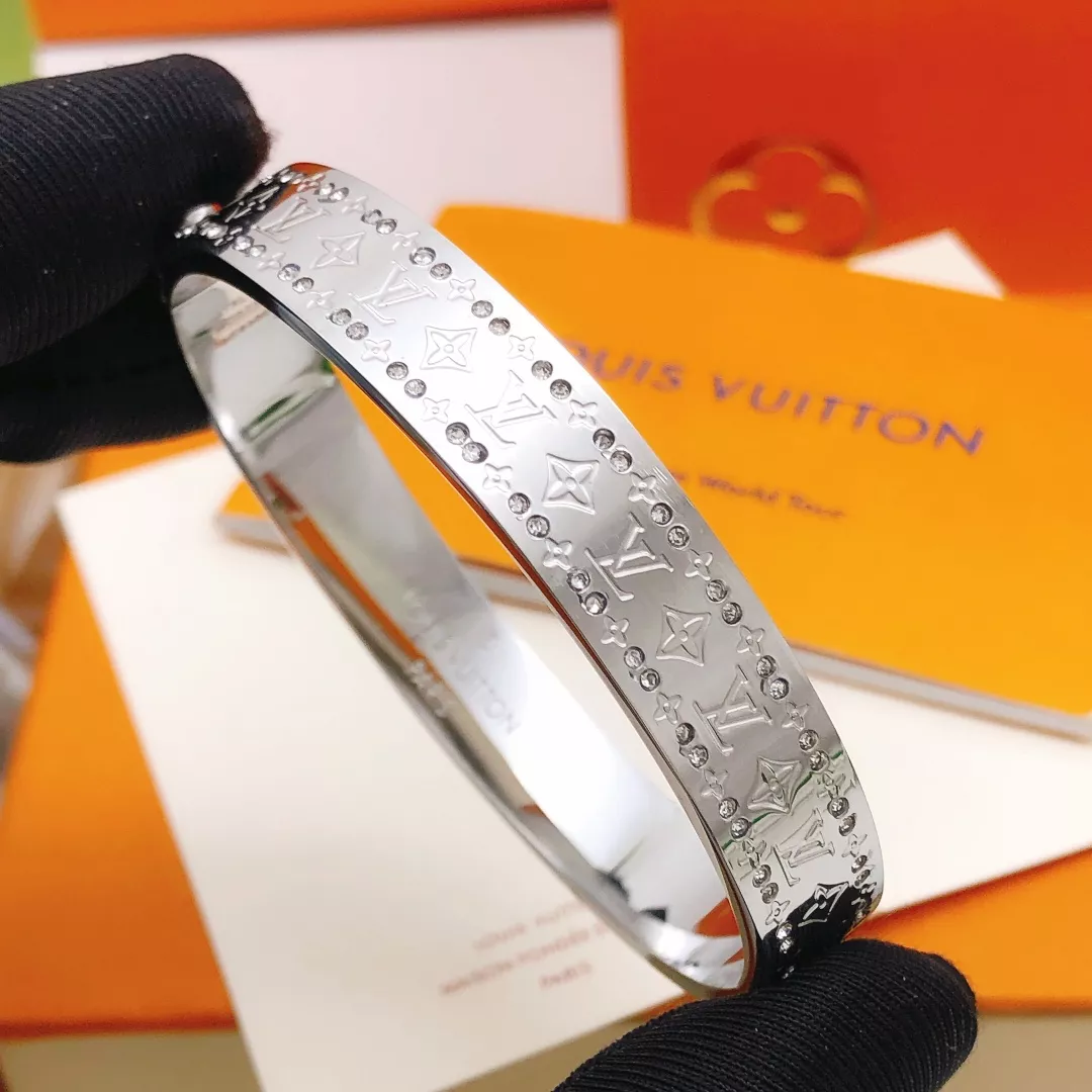 DailyWear 3823 Louis Vuitton LV Bracelets