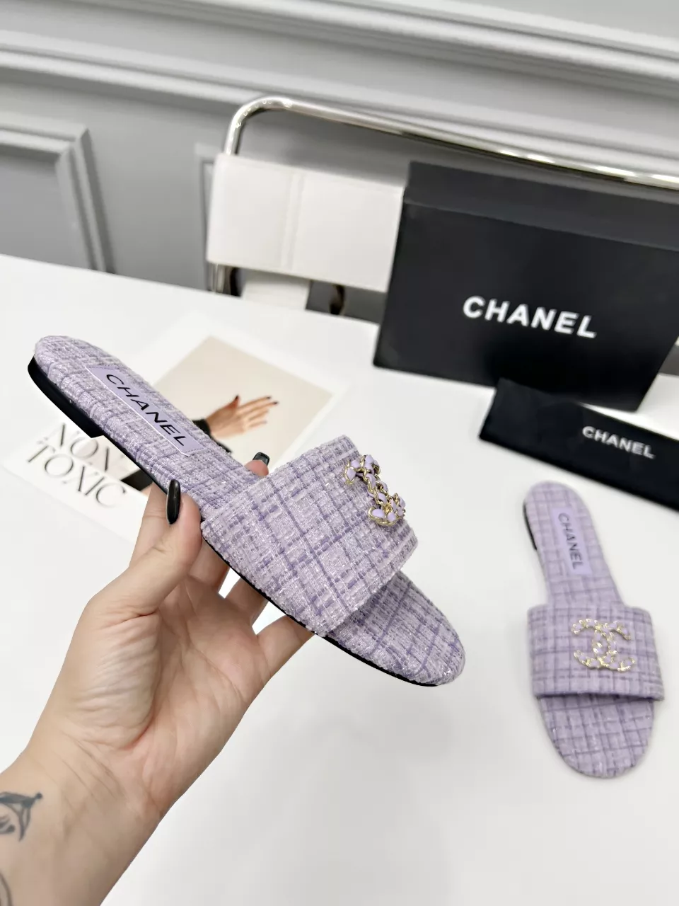 DailyWear 4037 Chanel Slippers For Women