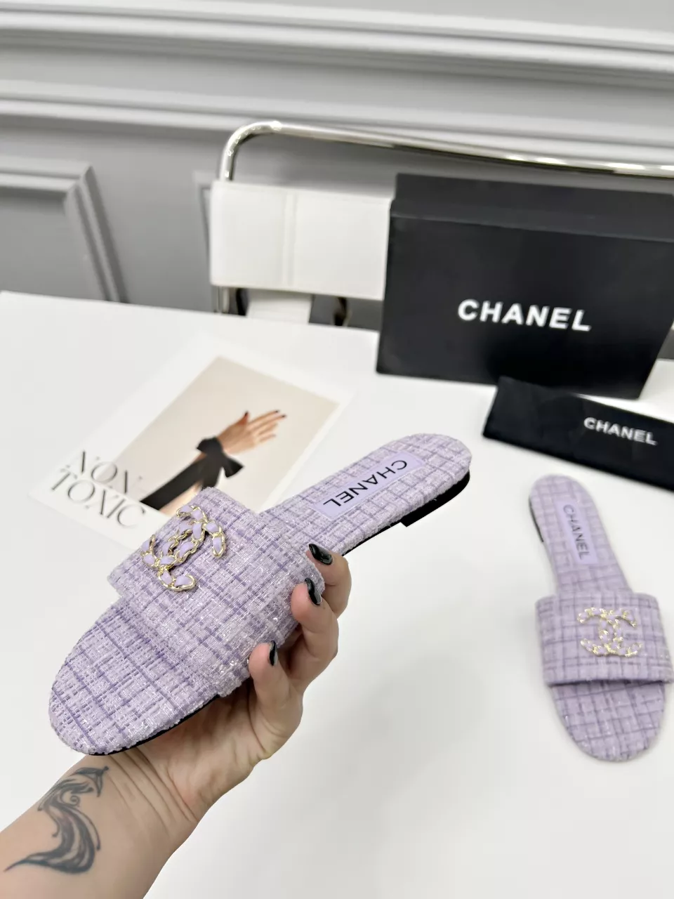 DailyWear 4037 Chanel Slippers For Women