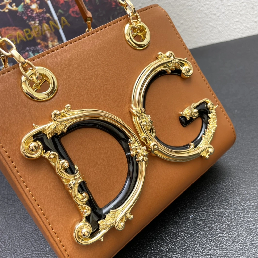 DailyWear 4179 Dolce & Gabbana AAA Quality Handbags For Women