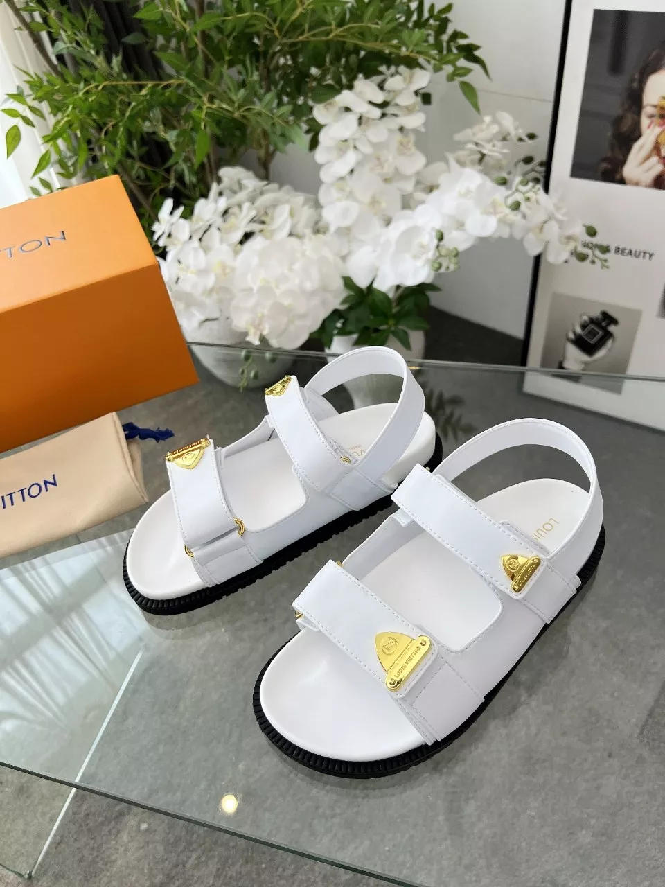 DailyWear 4399 Louis Vuitton Sandal For Women