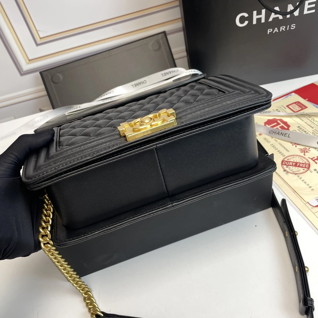 DailyWear 5001 Chanel AAA Quality Messenger Bags For Women