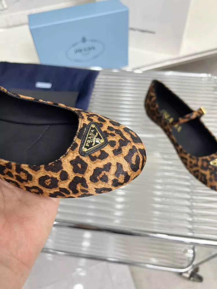 DailyWear 5203 Prada Flat Shoes For Women
