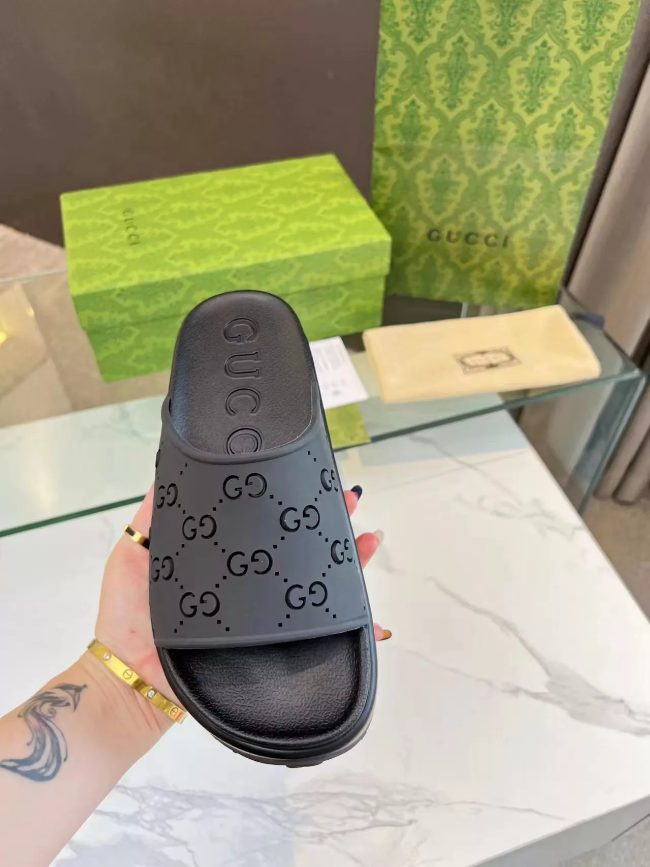 DailyWear 527 Gucci Slippers For Women
