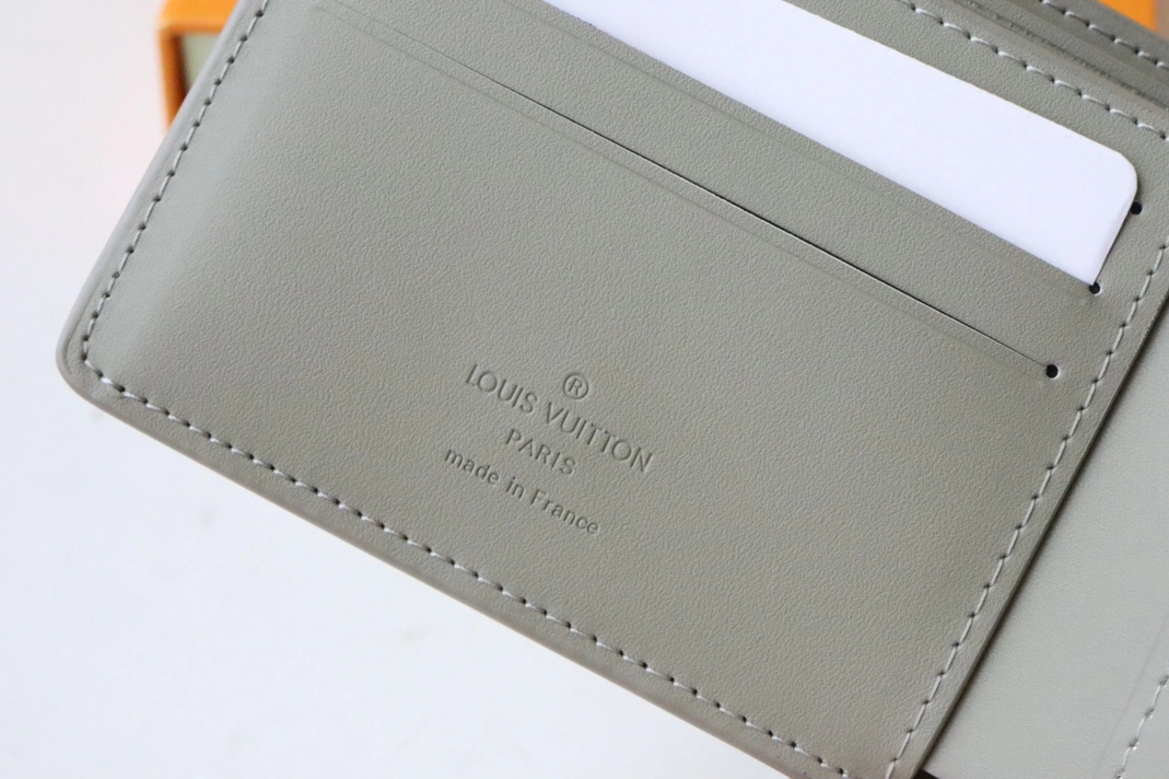DailyWear 5356 Louis Vuitton AAA Quality Wallets