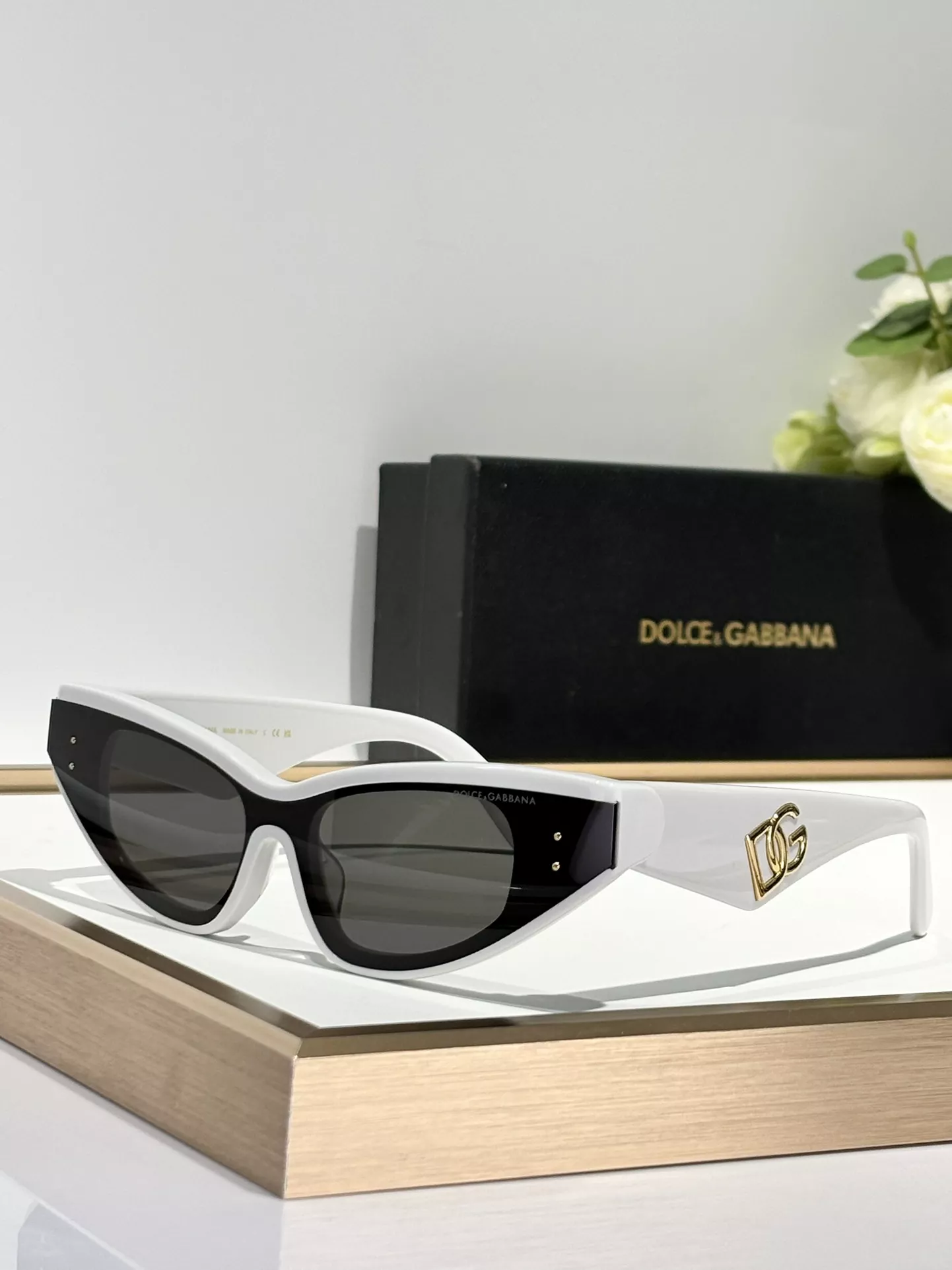 DailyWear 5552 Dolce & Gabbana AAA Quality Sunglasses