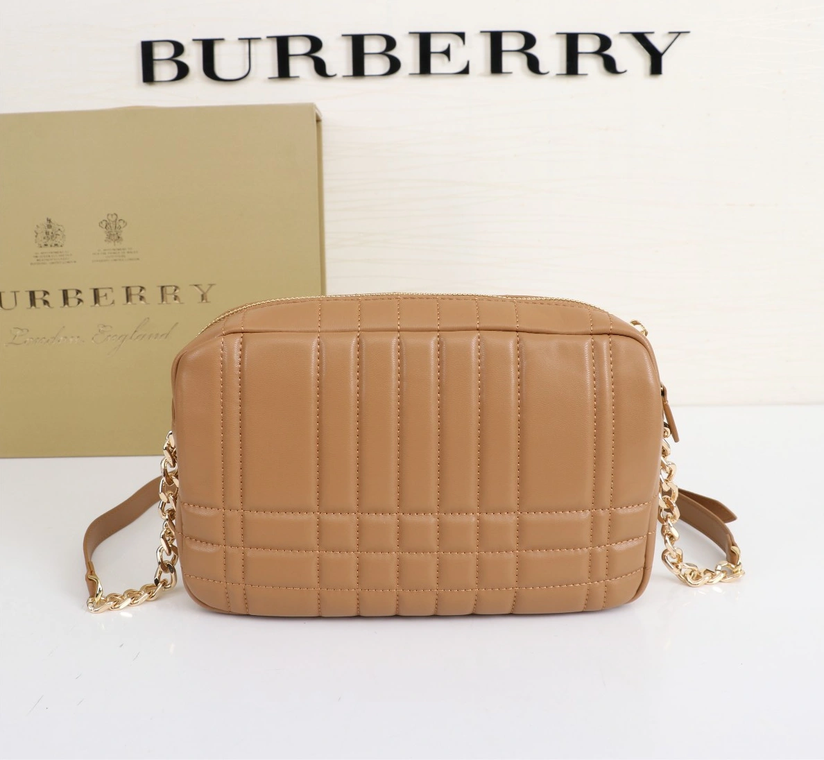 DailyWear 5595 Burberry AAA Quality Messenger Bags For Women