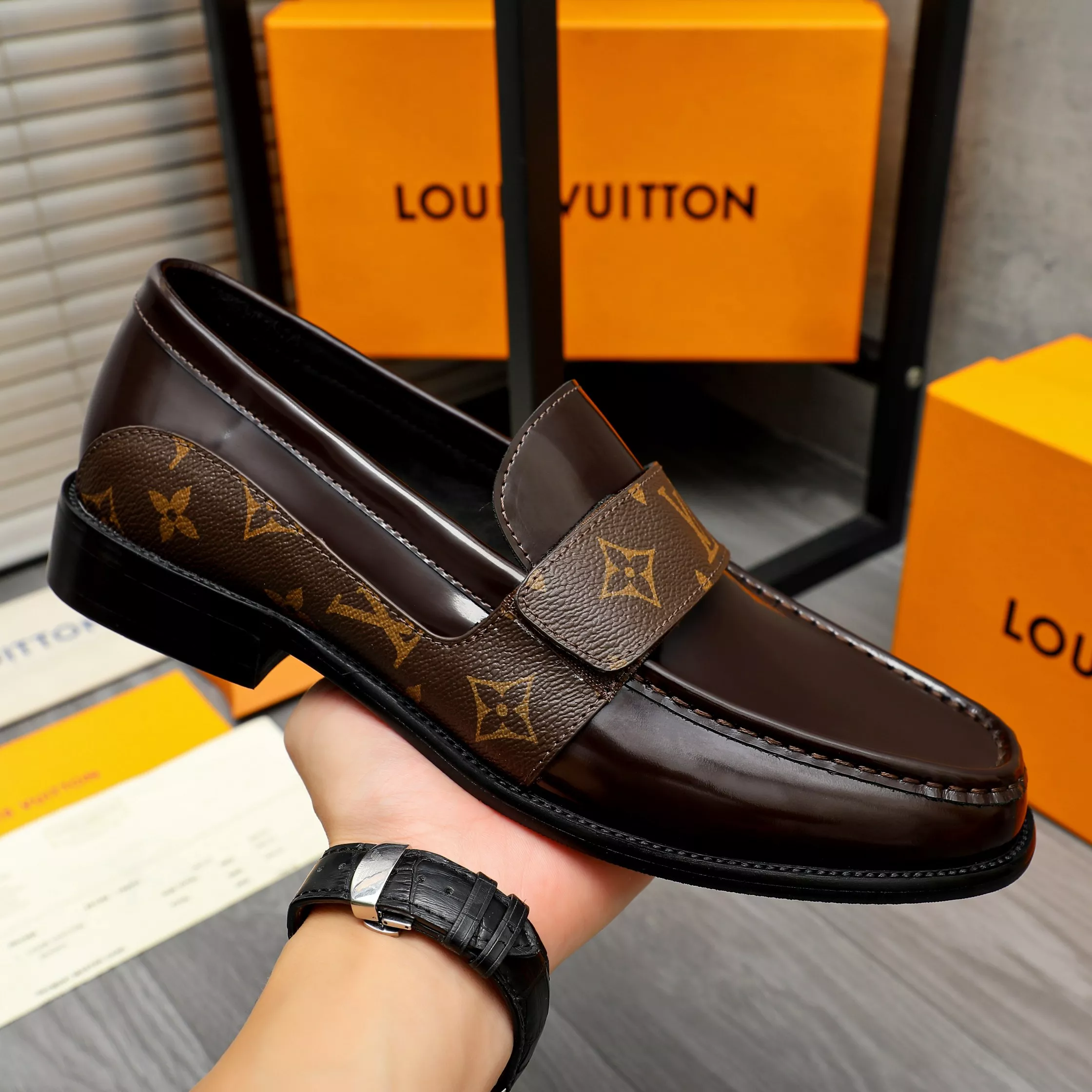 DailyWear 5609 Louis Vuitton LV Oxfords Shoes For Men