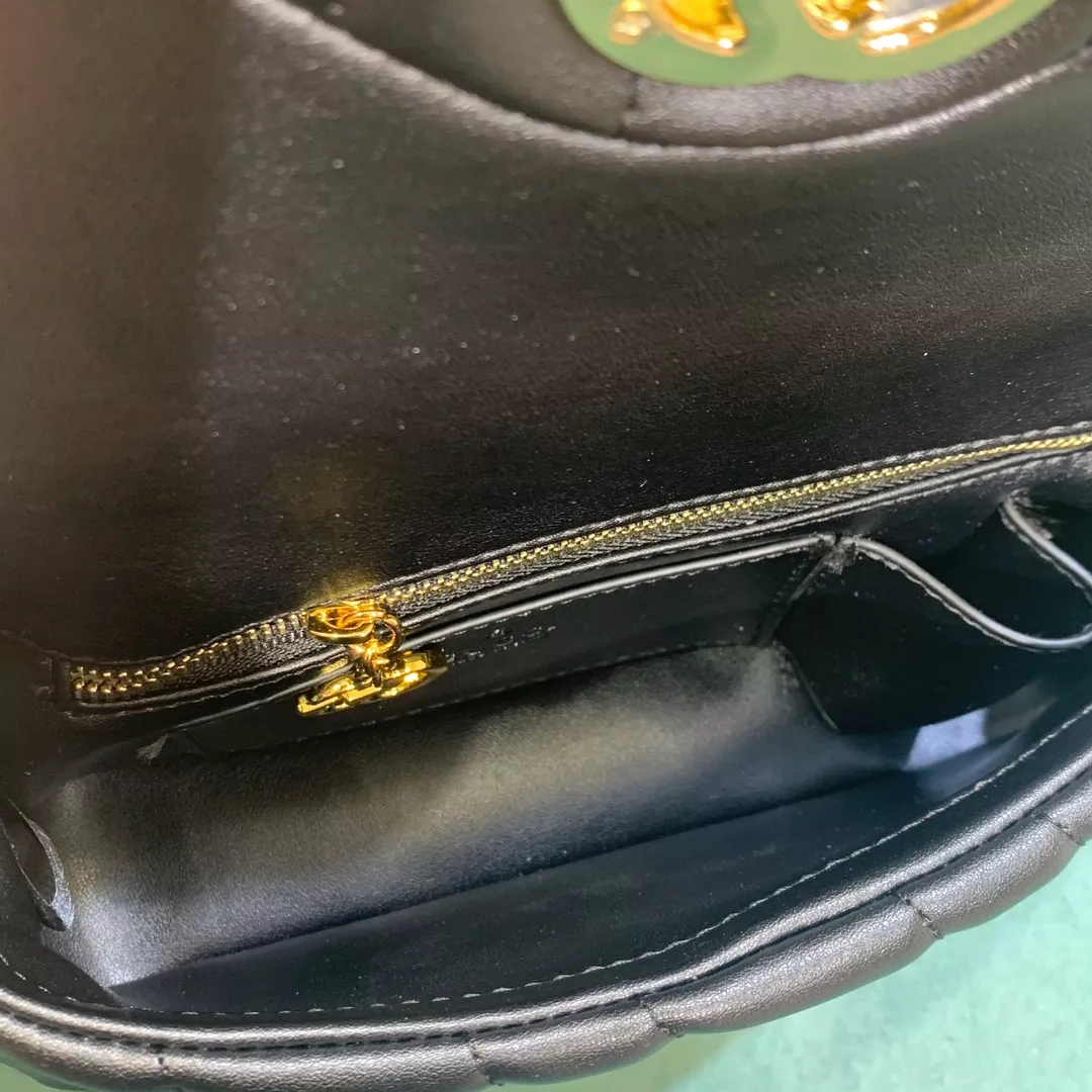 DailyWear 6086 Gucci AAA Quality Messenger Bags For Women