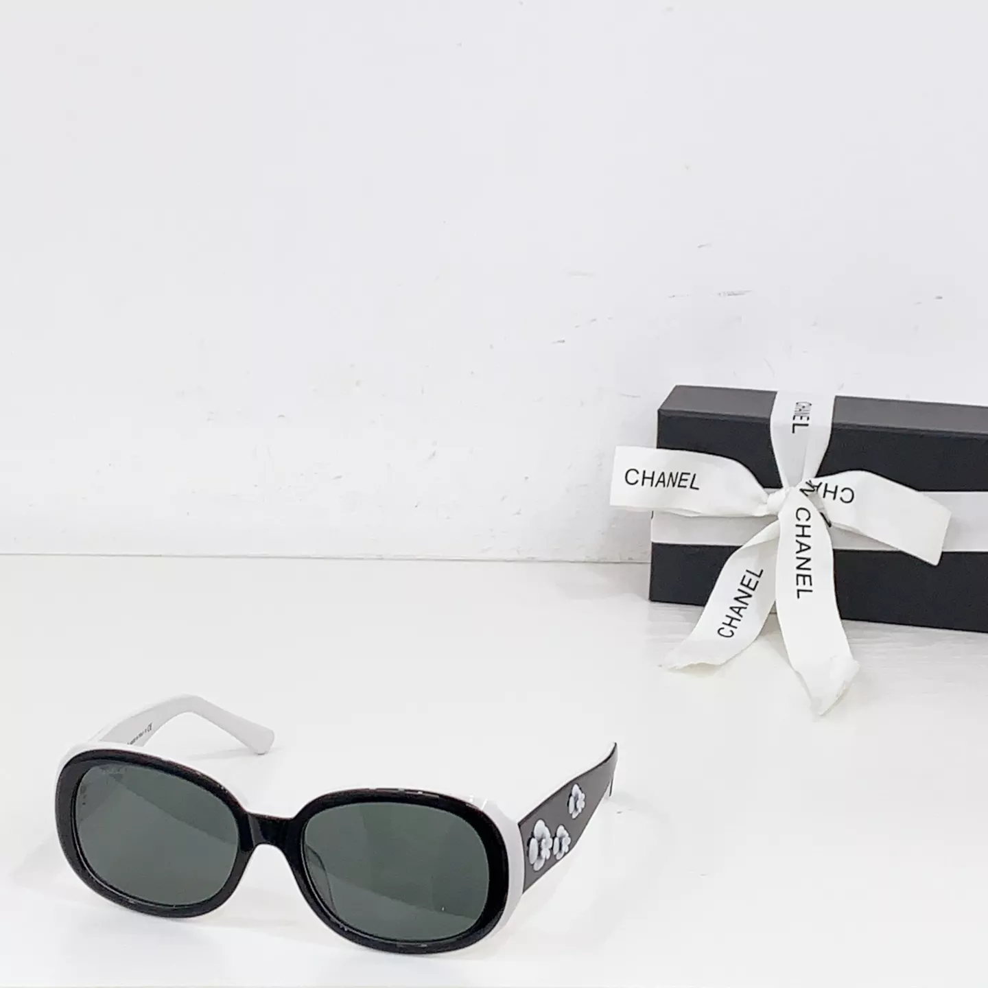 DailyWear 6108 Chanel AAA Quality Sunglasses