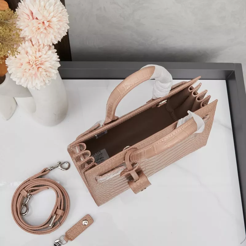 DailyWear 6151 Yves Saint Laurent AAA Quality Handbags For Women