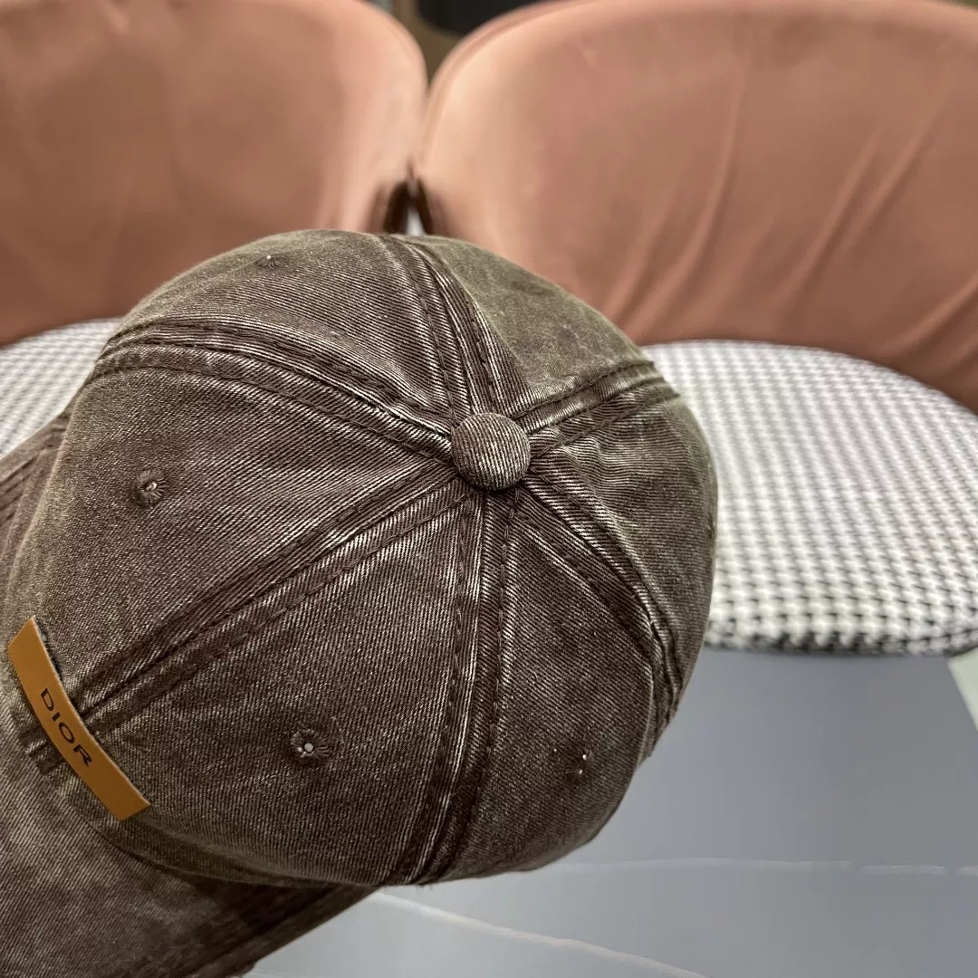 DailyWear 6189 Christian Dior Caps