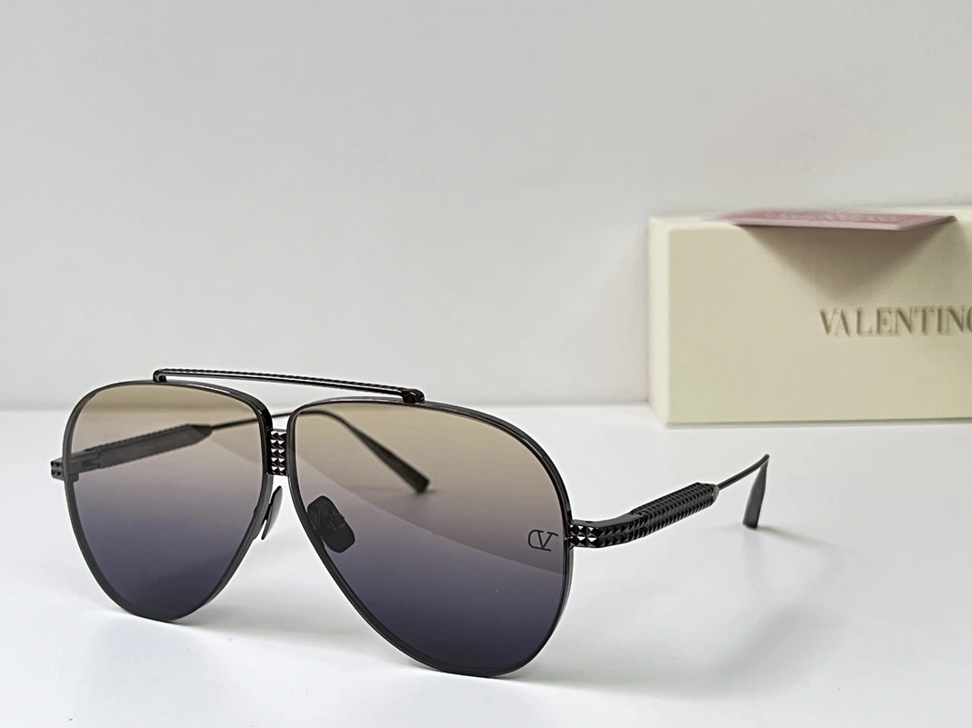 DailyWear 6223 Valentino AAA Quality Sunglasses