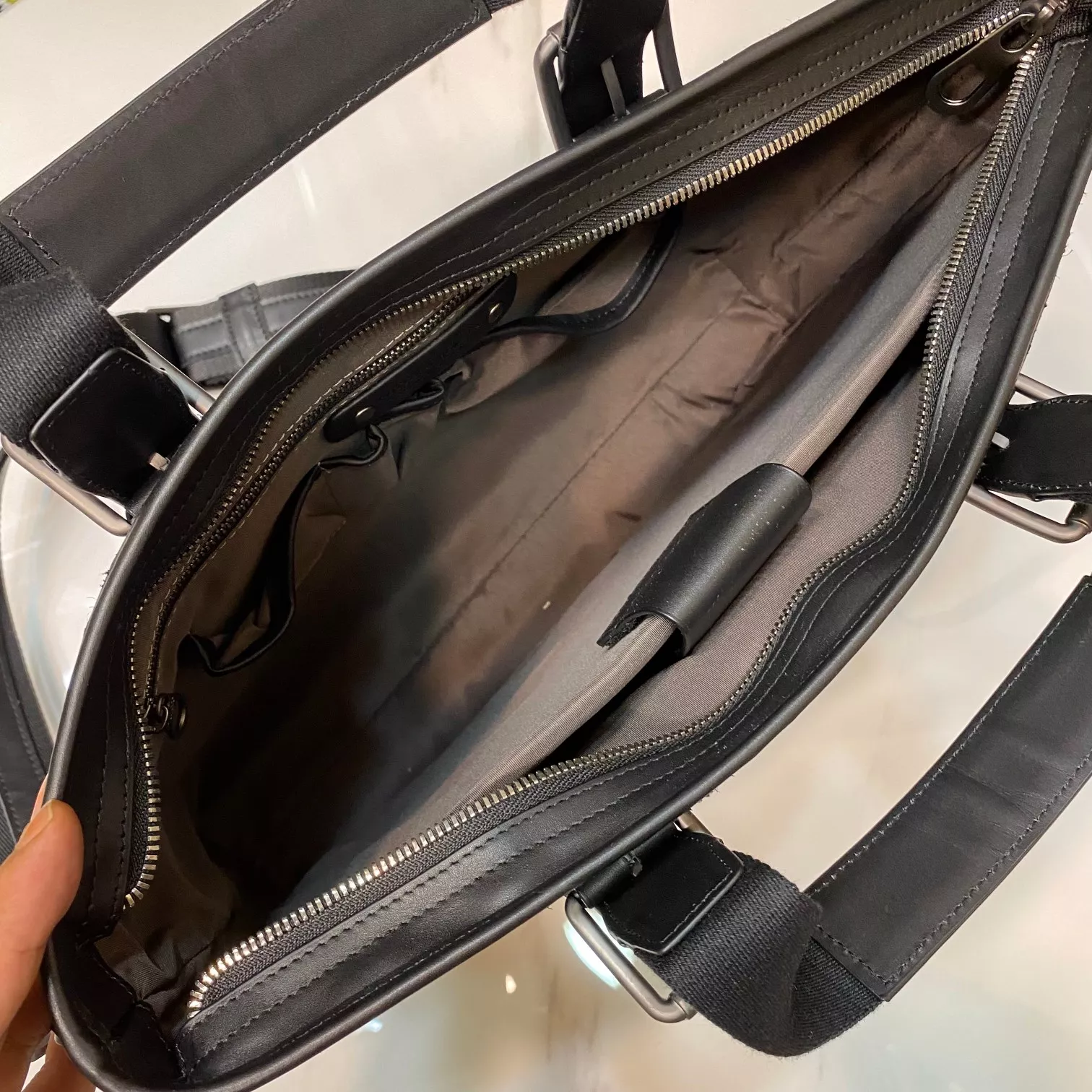 DailyWear 6233 Bottega Veneta AAA Man Handbags