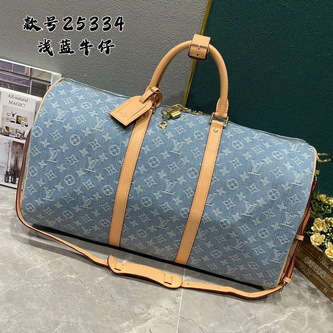 DailyWear 687 Louis Vuitton Travel Bags