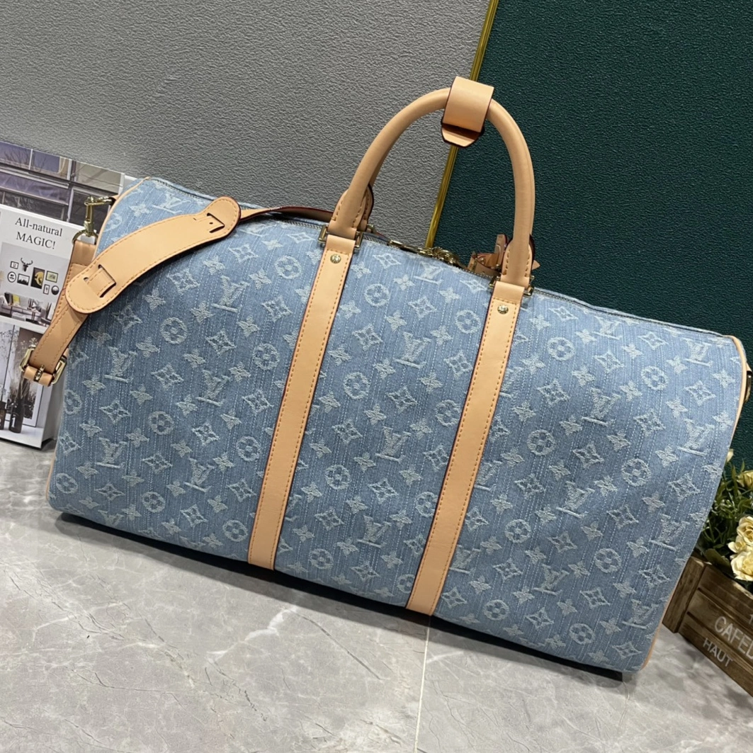 DailyWear 687 Louis Vuitton Travel Bags