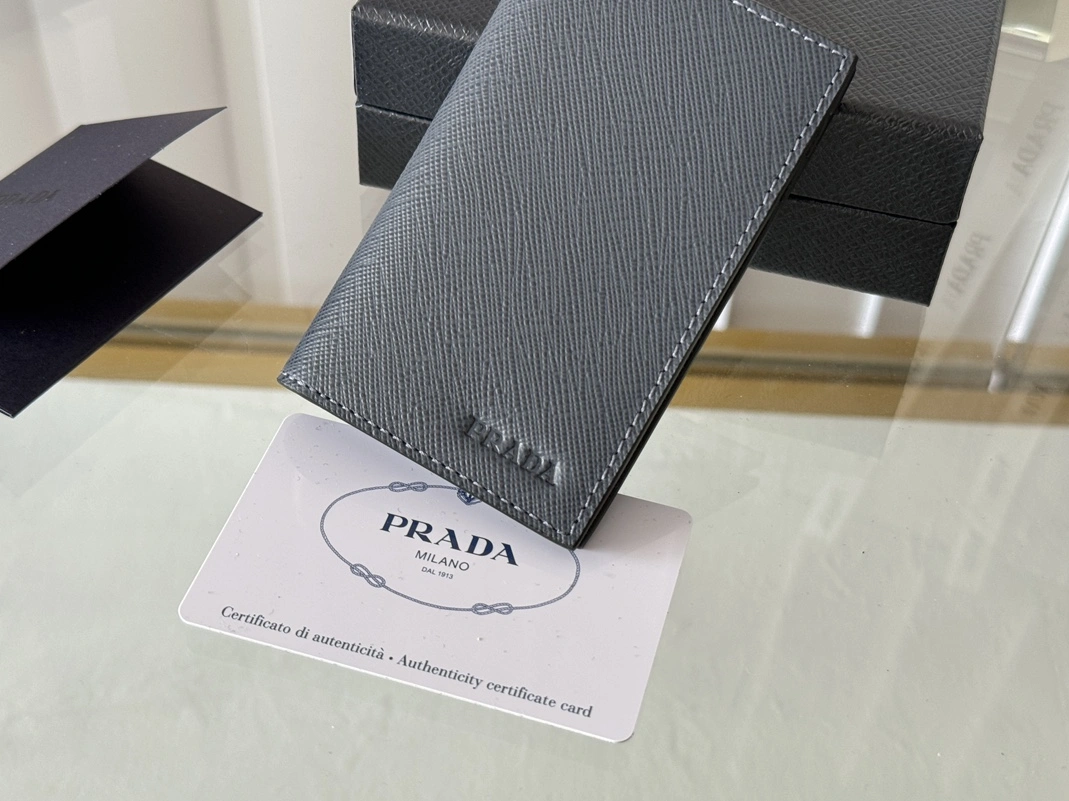 DailyWear 688 Prada AAA Quality Card Case In Navy